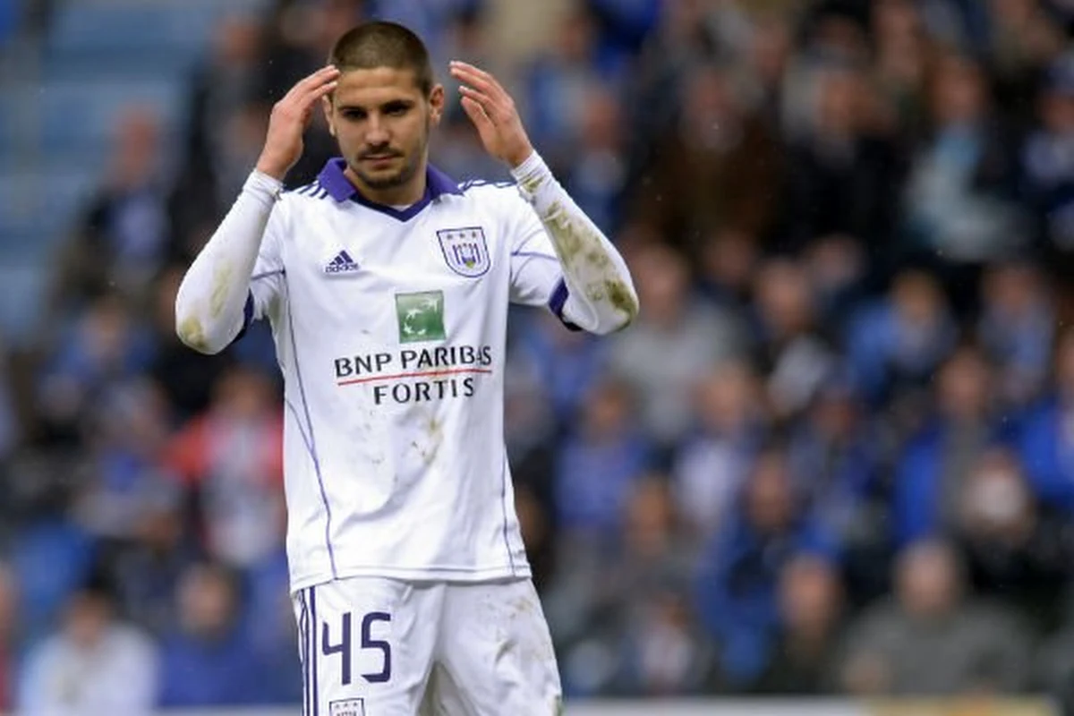 Mitrovic incertain pour le Clasico