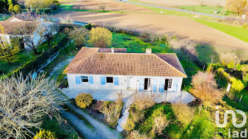 maison à Roullet-Saint-Estèphe (16)