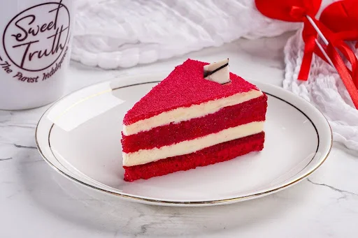 Red Velvet Cheesecake