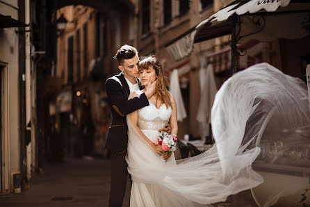 Wedding photographer Masha Garbuzenko (garbuzenkomaria). Photo of 15 April 2019