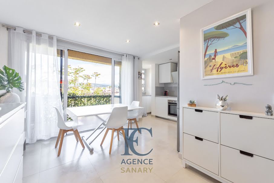 Vente appartement 3 pièces 71.23 m² à Saint-Cyr-sur-Mer (83270), 380 000 €