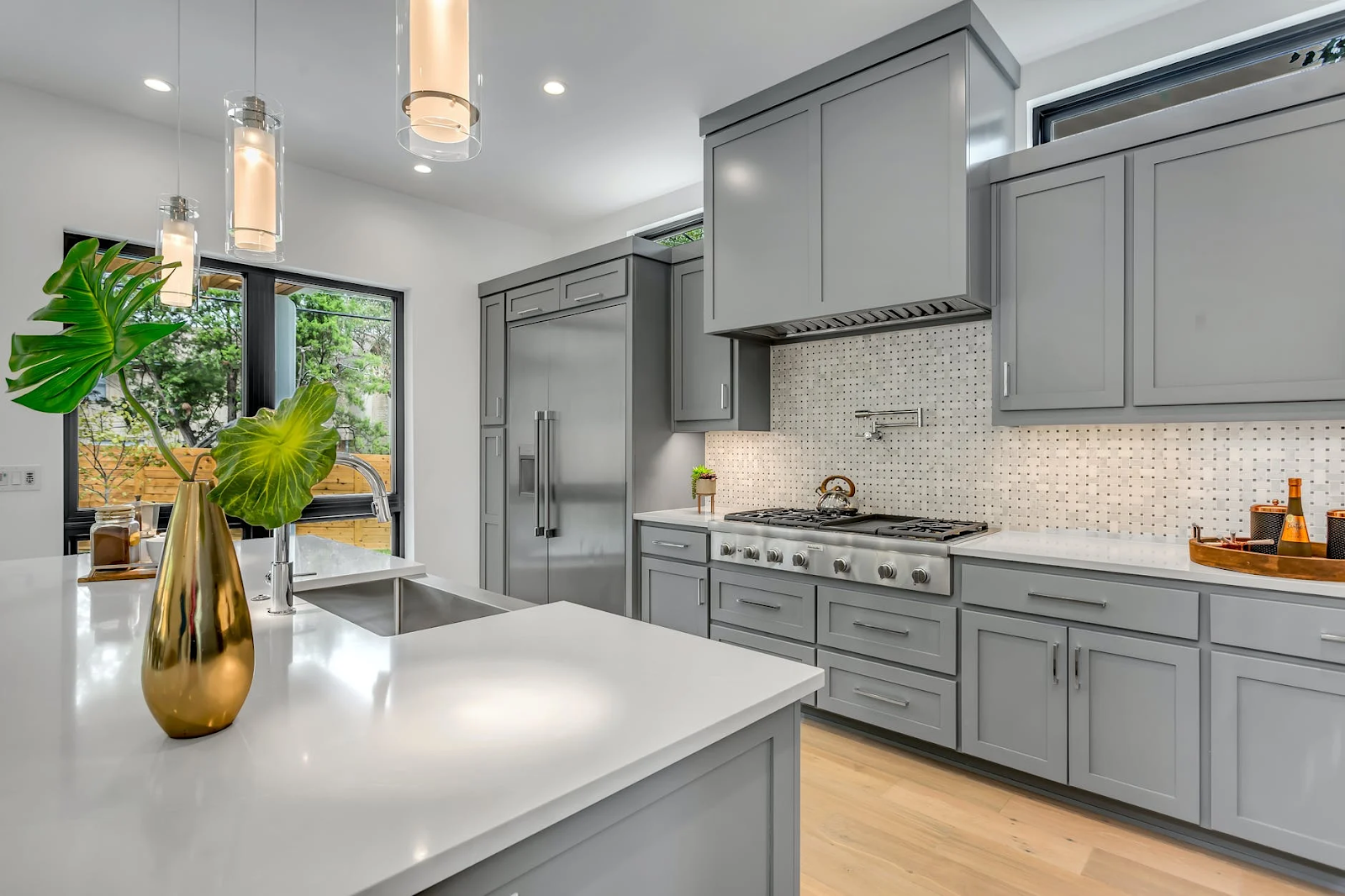 Which Tiles Match Which Kitchen Cabinets?