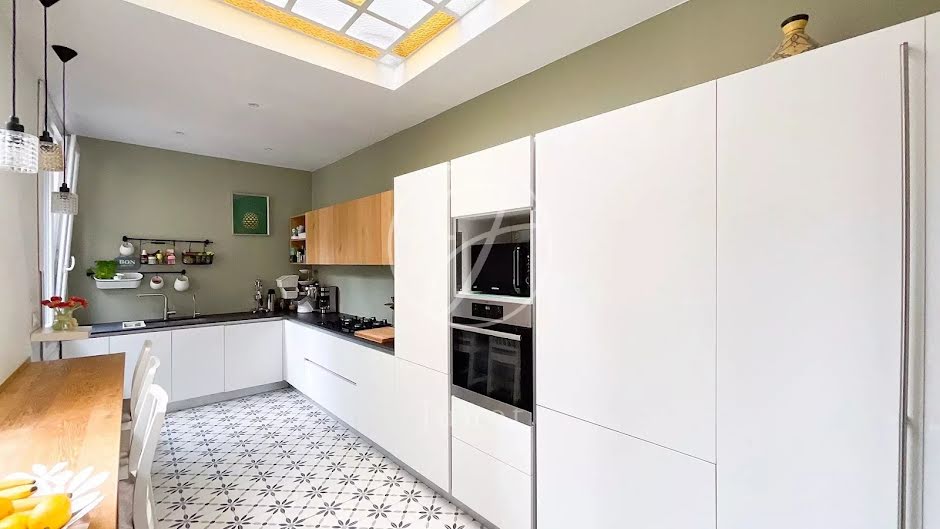 Vente maison 10 pièces 294 m² à Lille (59000), 1 070 000 €