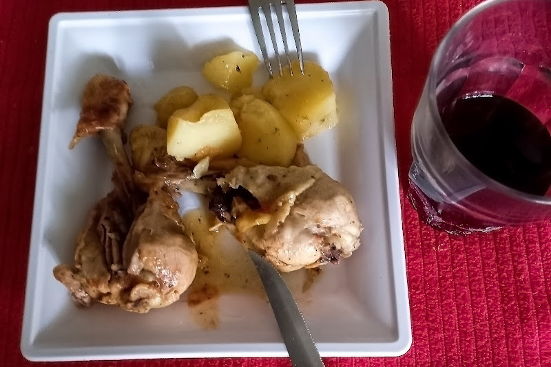 Pollo con patate di acquario