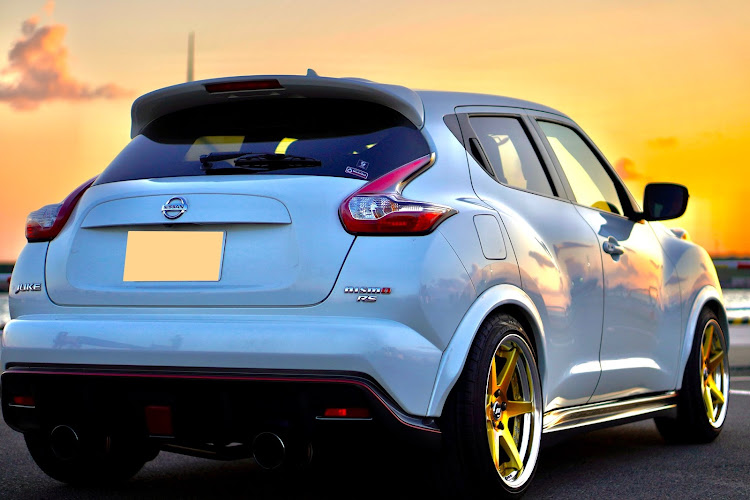 ジュークの夕陽・ジーストST1・EGOIST RS・イエローハットに関するカスタム事例の投稿画像2枚目
