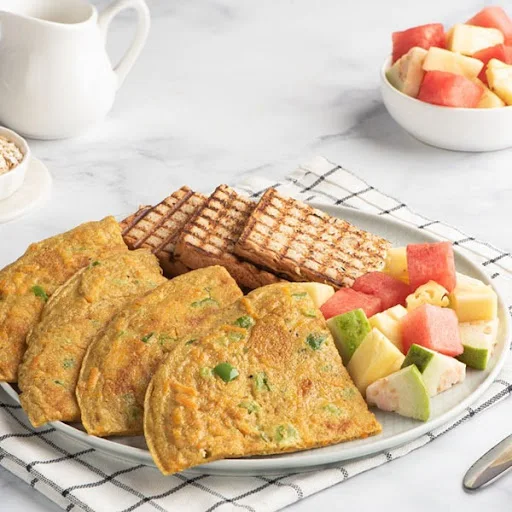 Oats Omelette and Cut Fruits