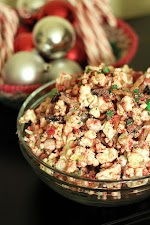 Elf’s Mix was pinched from <a href="http://www.theniftyfoodie.com/food/2011/12/19/elfs-mix/" target="_blank">www.theniftyfoodie.com.</a>