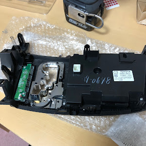 エスティマ AHR20W