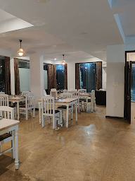 Jadaaw Dinning Hall photo 2