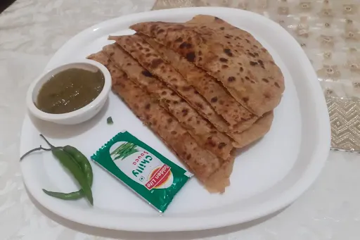 Tawa Aloo Pyaz Paratha