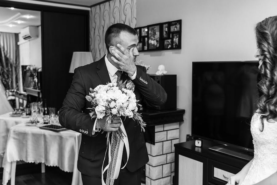 Hochzeitsfotograf Sergey Uglov (serjuglov). Foto vom 12. Februar 2019