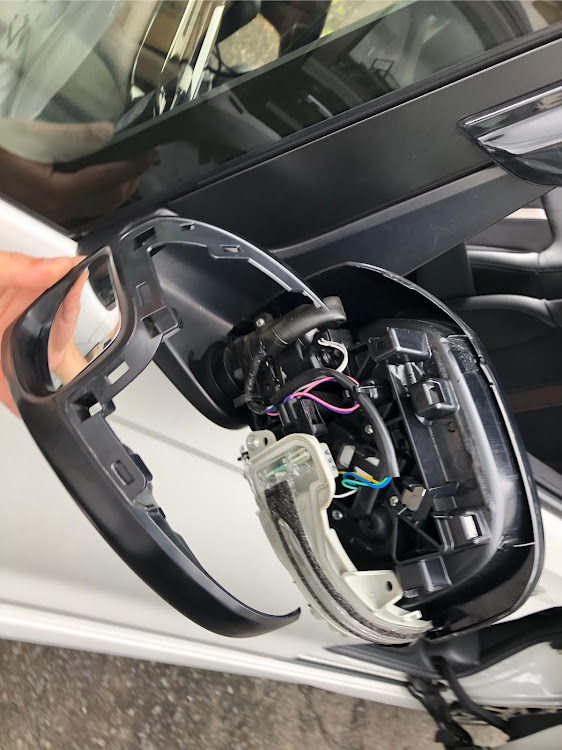 NボックスカスタムのJF3・シーケンシャル・シーケンシャルウインカー・ミラーウインカー・ウイポジに関するカスタム事例の投稿画像4枚目