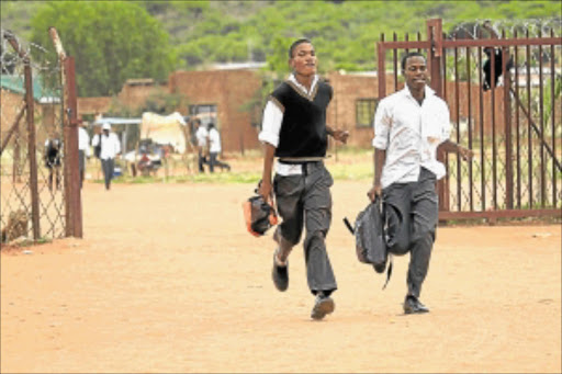 HOPEFUL: Pupils at Kgagatlou Secondary School at Seleteng, GaMphahlele in Limpopo