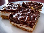 S'MORES BARS: was pinched from <a href="https://www.facebook.com/photo.php?fbid=482953958442747" target="_blank">www.facebook.com.</a>