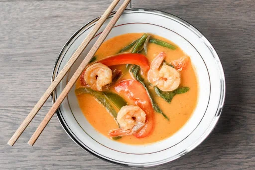 Red Curry Prawns With Steamed Rice