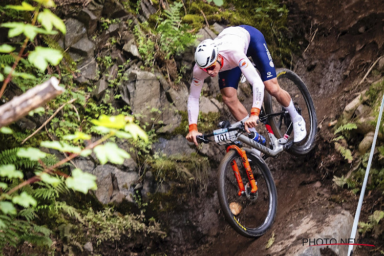 Mathieu van der Poel duidelijk over val op WK mountainbike en zijn toekomst in de discipline