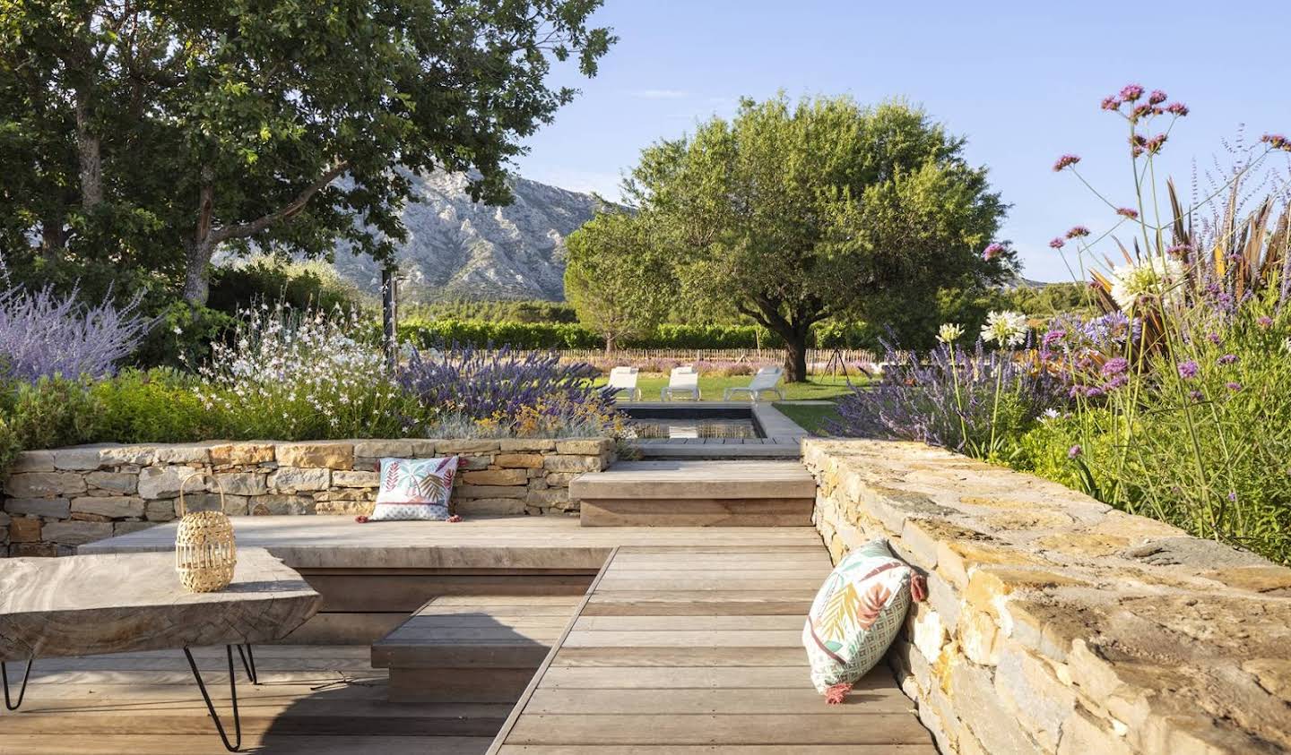 Maison avec piscine et jardin Puyloubier