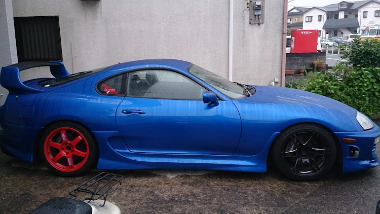 スープラの歴代ホイールに関するカスタム事例の投稿画像2枚目