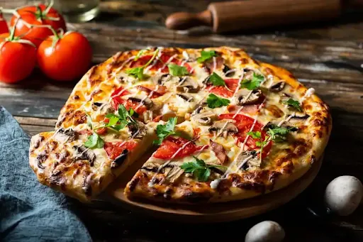 Tandoori Chicken Tikka Pizza {10 "}