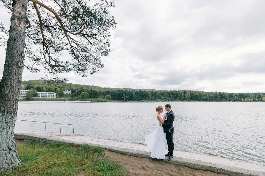 Fotógrafo de casamento Asya Belova (asya). Foto de 22 de setembro 2016