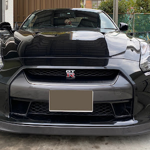 NISSAN GT-R R35