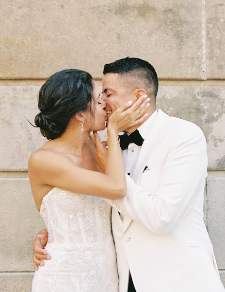 Fotógrafo de casamento Olya Kobruseva (leeloothefirst). Foto de 12 de dezembro 2022