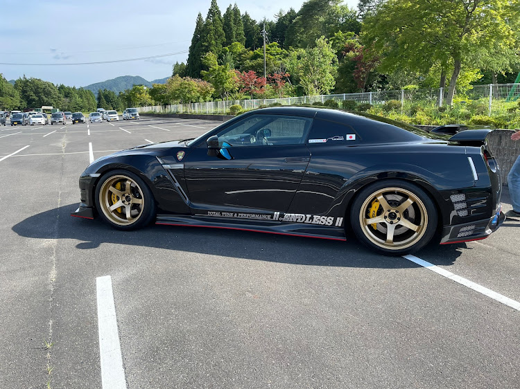 NISSAN GT-Rの車好きと繋がりたい・いつもイイネ&コメントありがとうございます🙇‍♂️・クルマ好きと繋がりたい・ぱーじーチャンネル・MTはやっぱり楽しい！に関するカスタム事例の投稿画像5枚目