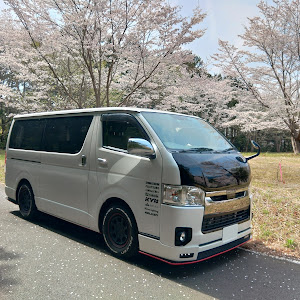 ハイエースバン TRH200V