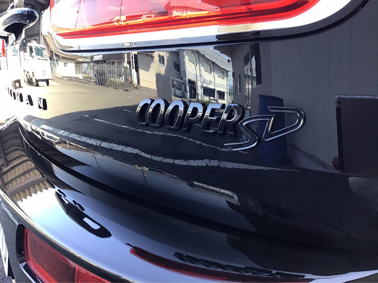 ミニ クラブマンの虫さんお亡くなり・SDステッカー・D殿・恒例バーベキューに関するカスタム事例の投稿画像2枚目