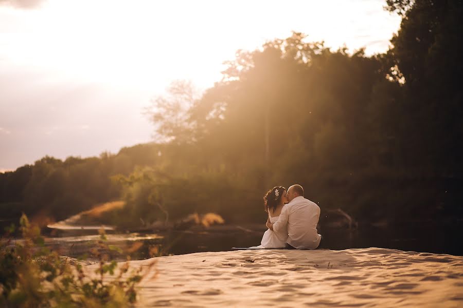 Wedding photographer Evgeniy Dospat (dospat). Photo of 12 October 2016