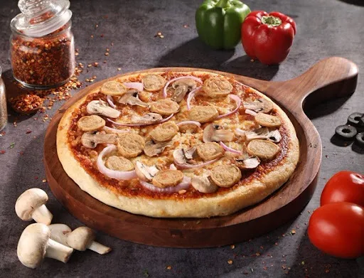 Chicken Sausages & Mushrooms Pizza.