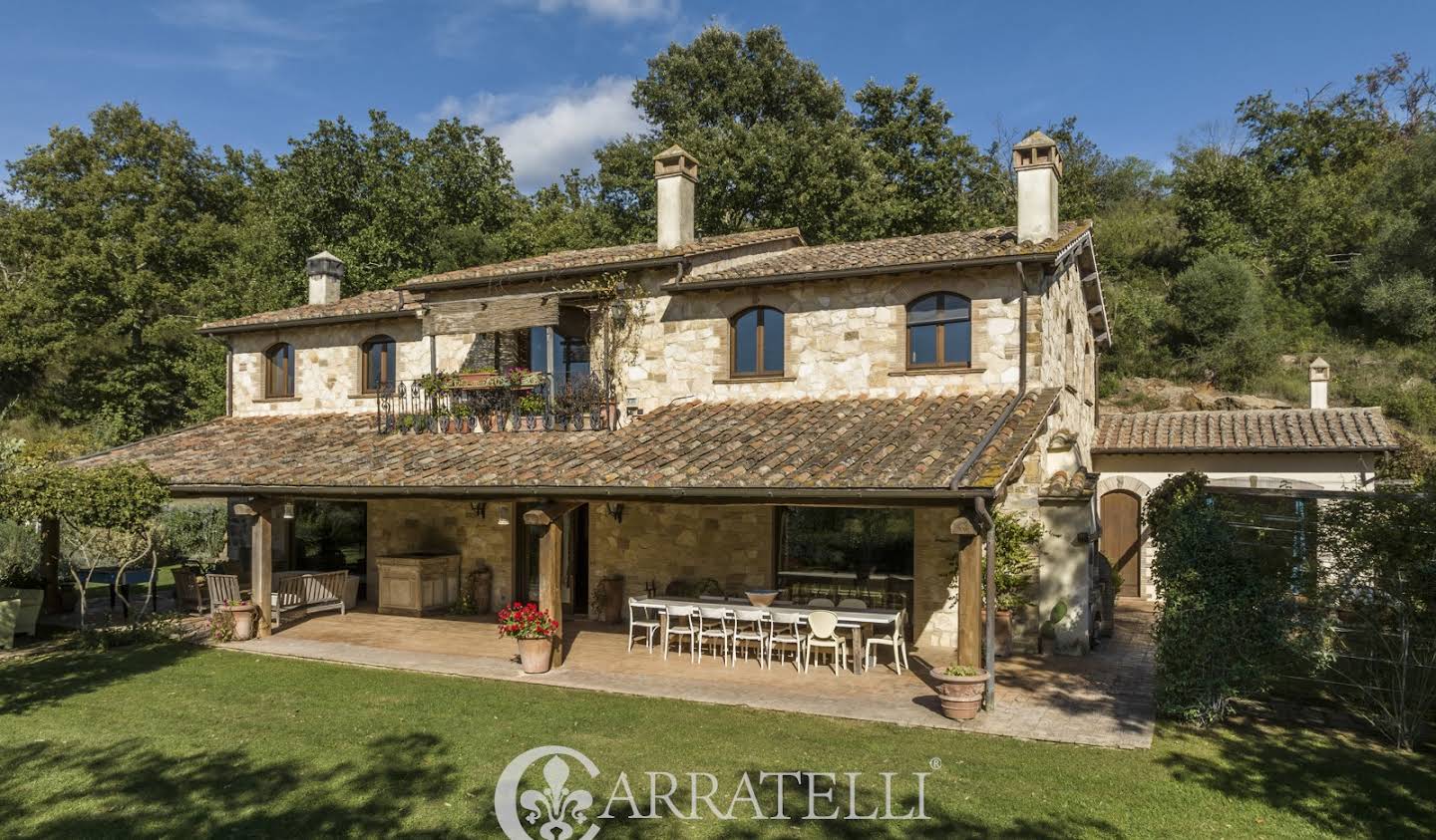 Villa with pool and garden Capalbio