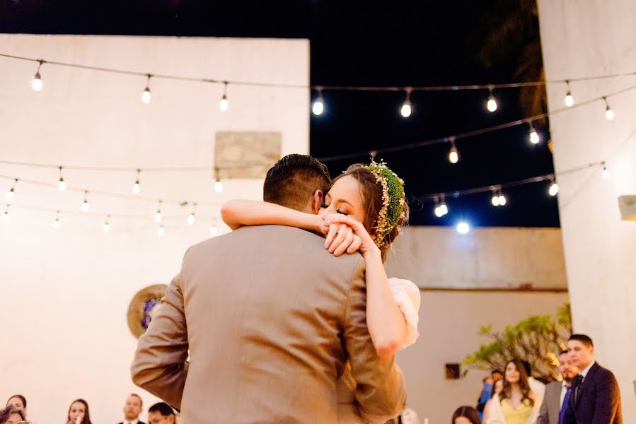 Fotógrafo de casamento Abel Osorio (abel95). Foto de 18 de abril 2022