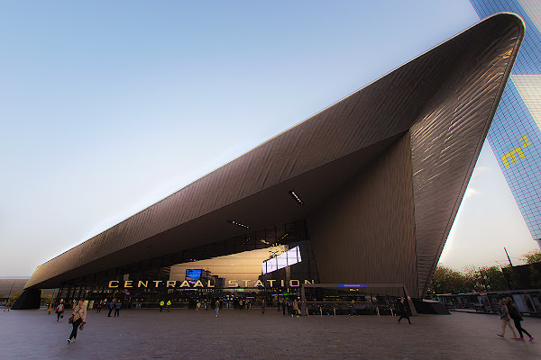 Rotterdam Centraal railway station  di Gabriele Pardini