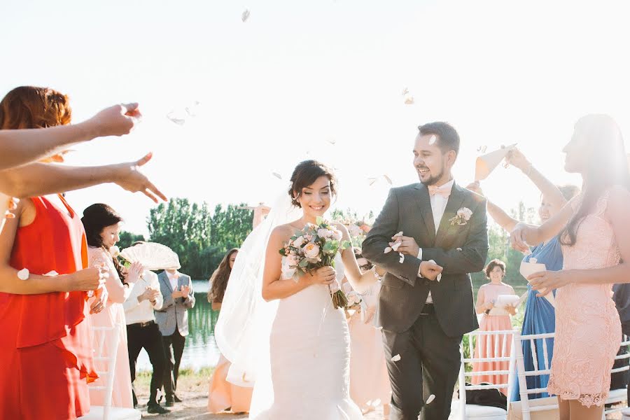 Fotógrafo de casamento Andrey Khamicevich (khamitsevich). Foto de 3 de março 2016