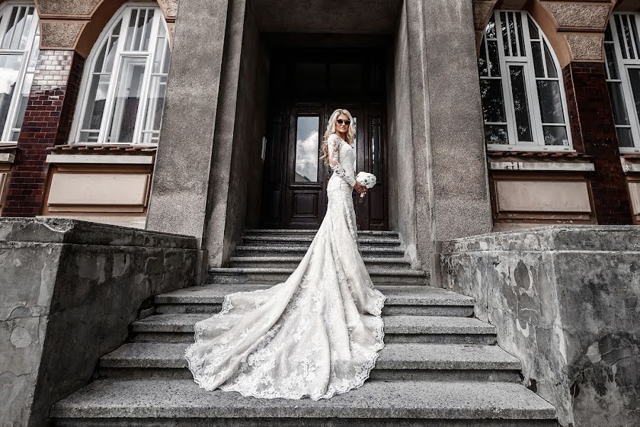 Wedding photographer Airidas Galičinas (airis). Photo of 19 December 2019