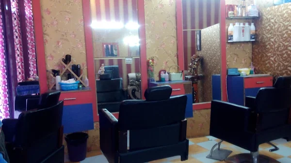 Tip Top Beauty Parlour photo 