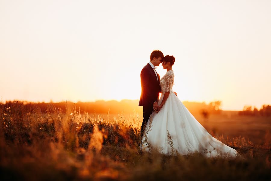 Fotógrafo de casamento Roma Romashkin (romaromashkin). Foto de 26 de agosto 2015