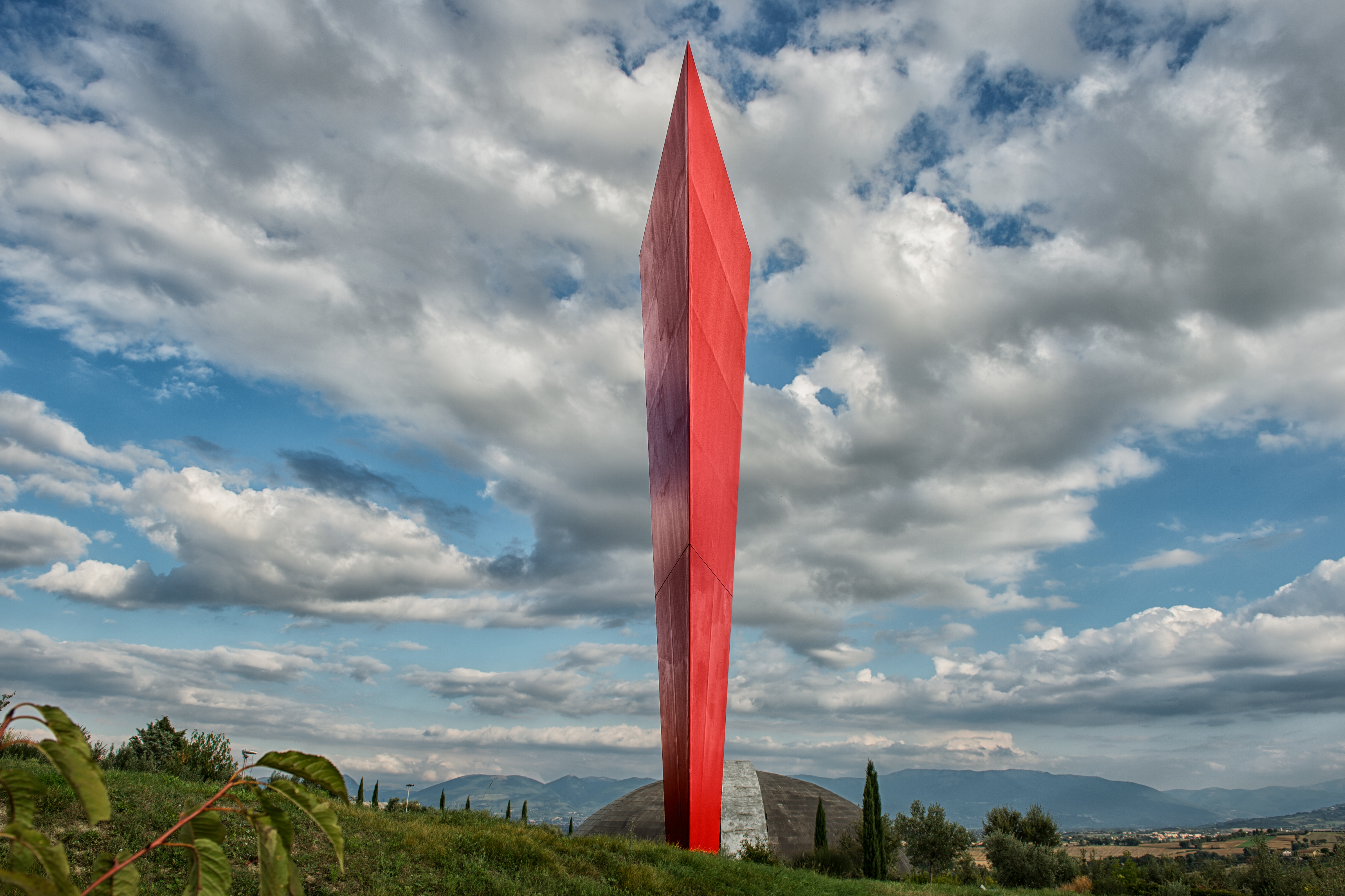 Il dardo lampante tra terra e cielo di franca111