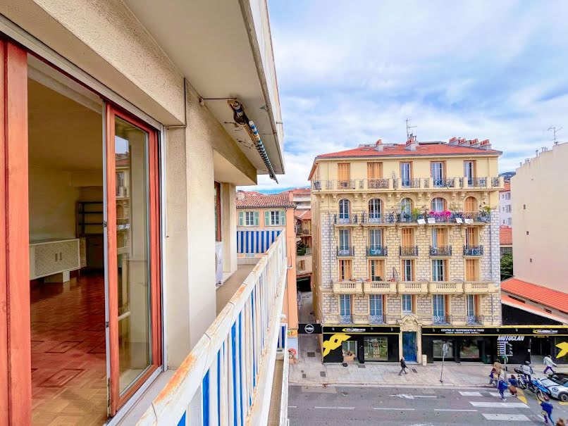 Vente appartement 2 pièces 70 m² à Nice (06000), 368 000 €