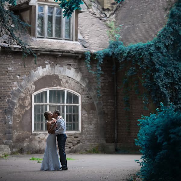 Fotógrafo de casamento Sergey Kurzanov (kurzanov). Foto de 20 de julho 2015