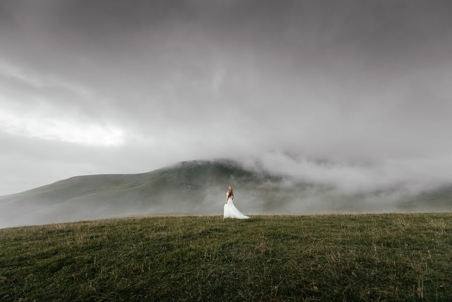 Fotografo di matrimoni Dmitriy Kotov (dmitrykot). Foto del 10 dicembre 2021