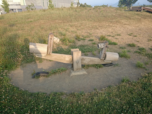 浜田中央公園/馬のシーソー