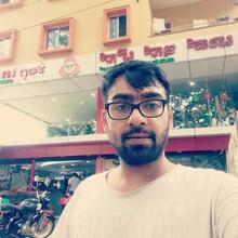 Anurag Kaushik at Top In Town Super Market, Murgesh Pallya,  photos