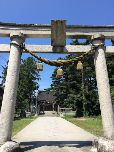 新治神社