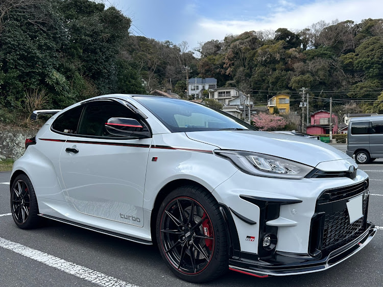GRヤリスの安心点検・SARD LSRウィング・GR YARIS・観音崎ドライブに関するカスタム事例の投稿画像1枚目