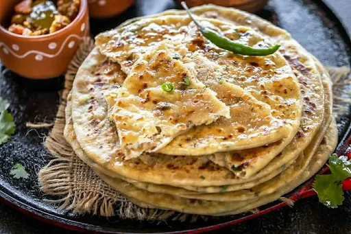 Desi Ghee Paneer Pyaaz Paratha