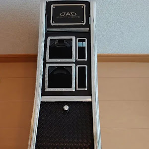 ヴォクシー ZRR80W