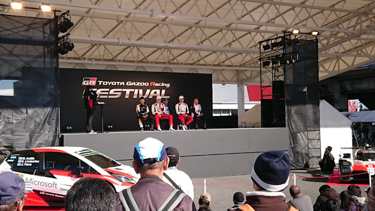 MR2のガズーレーシングフェスティバル・レインボー普及友の会・富士山静岡空港オフ会・次回はオフ会メインで行きますねf(^_^;に関するカスタム事例の投稿画像8枚目
