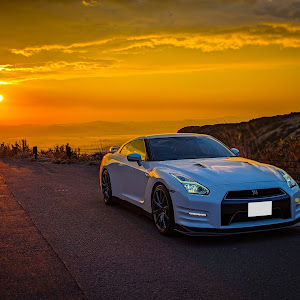 NISSAN GT-R R35